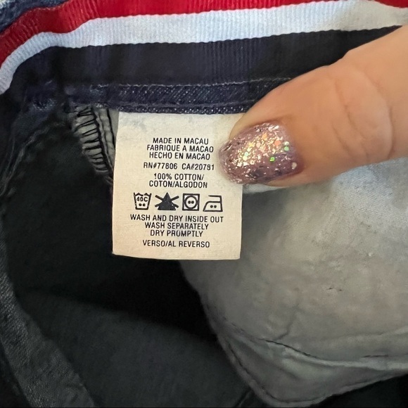 Tommy Hilfiger Vintage Luy-Luy Bermuda Denim Shorts - Picture 10 of 10